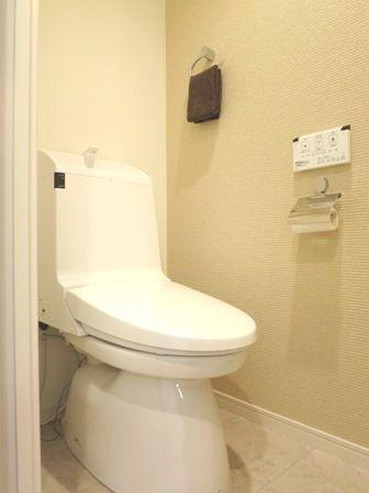 Toilet. Washlet new interior is under renovation with function. December 28, interior construction work scheduled to be completed. The field situation, There is the case that specifications may be changed.