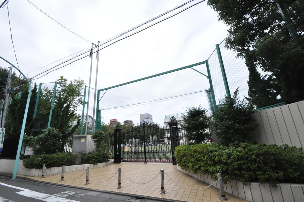 Primary school. Hatashiro 300m up to elementary school