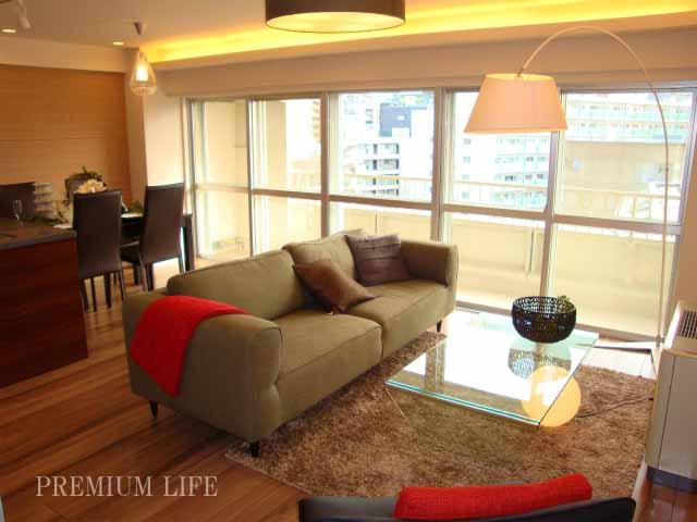 Living. Ensure plenty of daylight in the window of one side