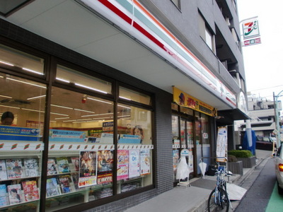 Convenience store. Seven-Eleven 366m to Shibuya Sasazuka Higashiten (convenience store)