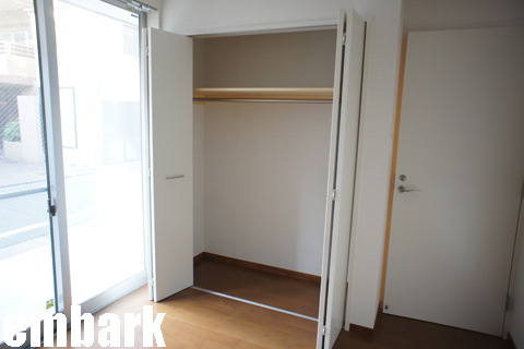 Shopping centre. SUIT SELECT EBISU until the (shopping center) 898m