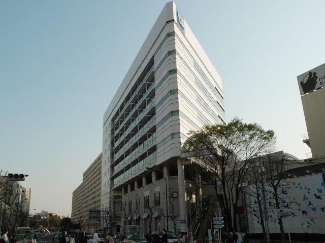Shopping centre. Hiroo Plaza up to 654m