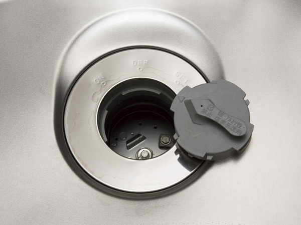 Kitchen.  [Disposer] Since the garbage can flow was triturated with water, It keeps the kitchen clean.  ※ You may not be able to part Milling.