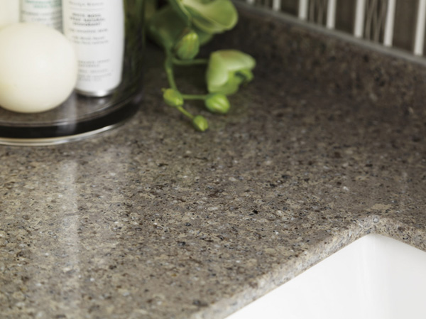 Bathing-wash room.  [Basin top plate] Of water around counter use a high-quality cast stone, which was the use of natural materials quartz (quartz) about 90%. Water-absorbent excellent durability is also low, Making it easier to be maintenance.