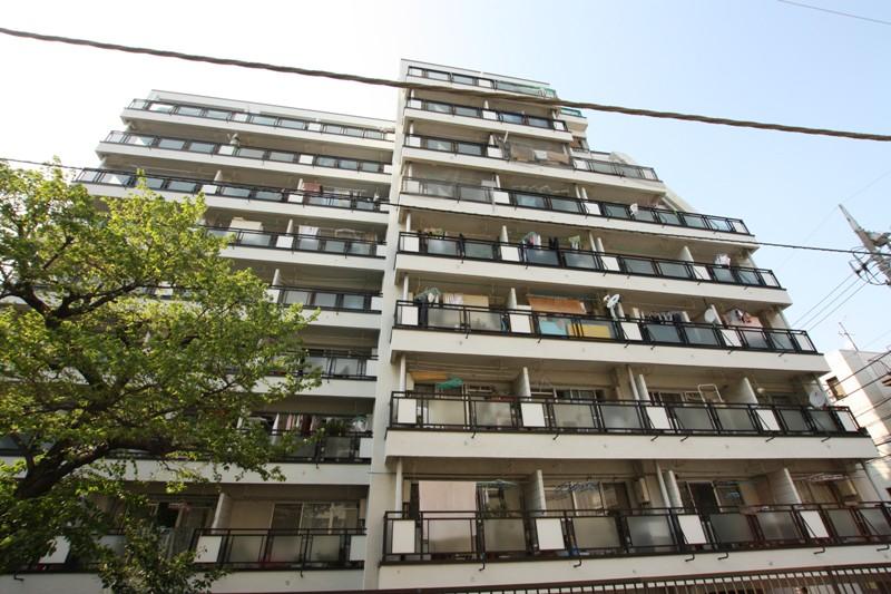 Local appearance photo. A quiet residential area. Living environment is good.