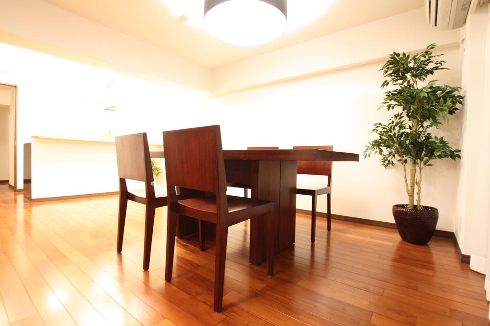 Living. Floor plan of the spacious room.