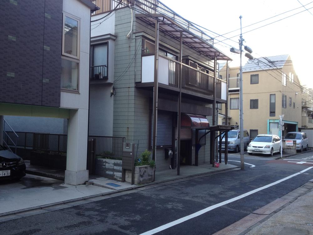 Local land photo. Local (12 May 2013) Shooting