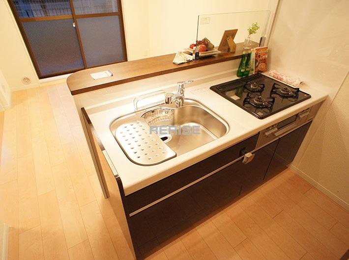 Kitchen. Popular counter kitchen