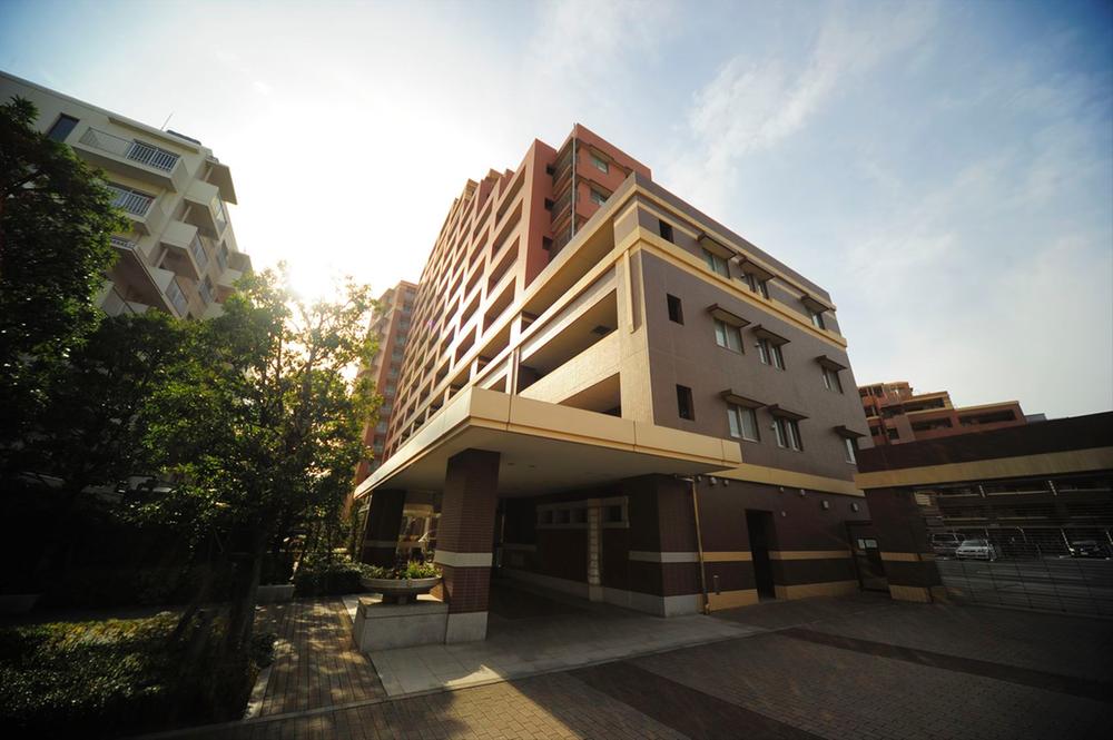 Local appearance photo. Nestled on the site of about 10,000 sq m, Everyone longs building of two layers of sophisticated natural stone tile floors and wood walls.