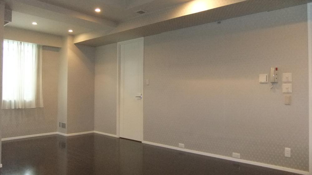 Non-living room. Master bedroom