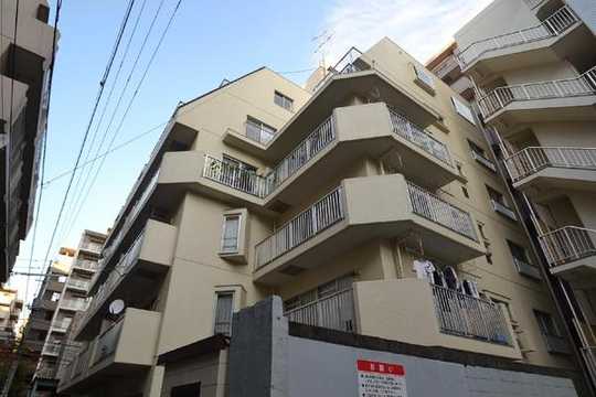 Local appearance photo. Exterior (1)