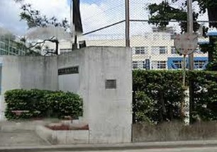 Primary school. Ushiroji up to elementary school (elementary school) 444m