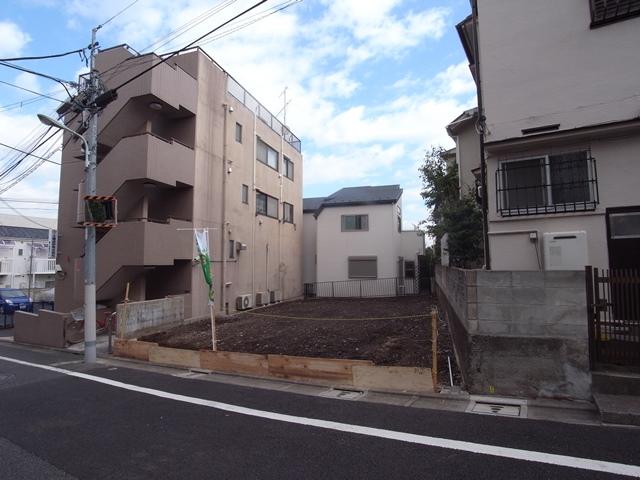 Local land photo. Local (11 May 2013) Shooting