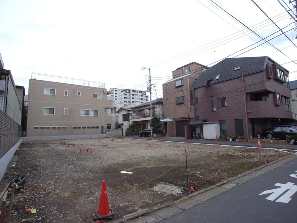 Local land photo. Local (10 May 2013) Shooting