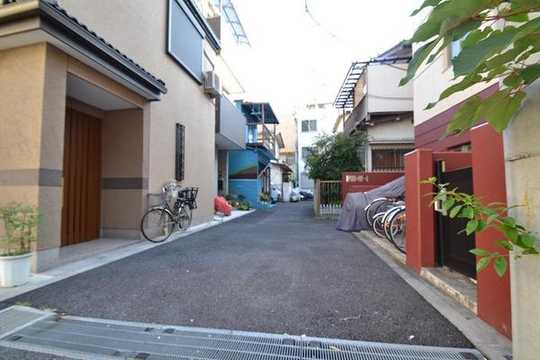 Local land photo. Local front road