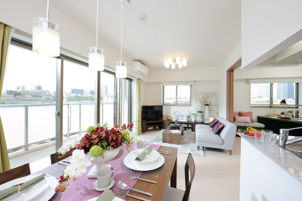 Living.  [living ・ dining]  ※ All interior photos of the web is model Room E type below. Including some amortization option (application deadline Yes). (Already sale)