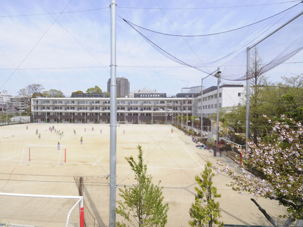 Surrounding environment. Ward Shinagawa school (about 690m ・ A 9-minute walk)