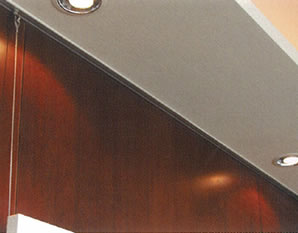 Living.  [Picture rails] Without damaging the wall, Decorate your favorite paintings and photos we have established a picture rail.