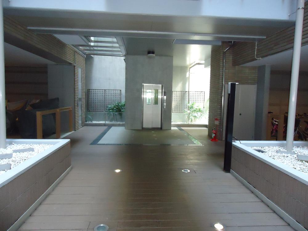 Shinagawa-ku, Tokyo Higashi Gotanda 5