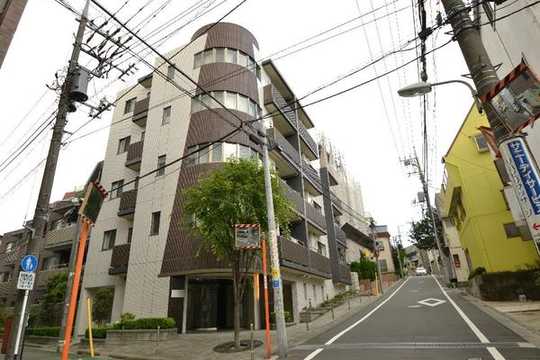 Local appearance photo. Exterior (1)
