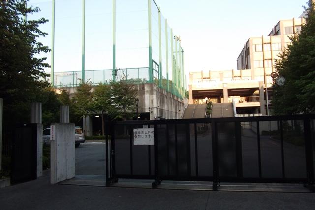 high school ・ College. Tokyo Metropolitan Saki high school 790m