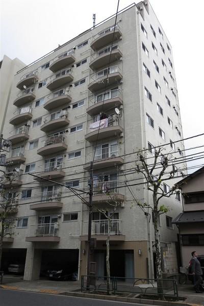 Local appearance photo. Mansion of large-scale repair work carried out already