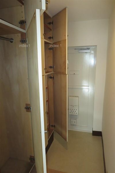 Receipt. Hallway storage ・ Also dismissed clothes