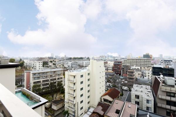View photos from the dwelling unit. View from local (February 2013) Shooting