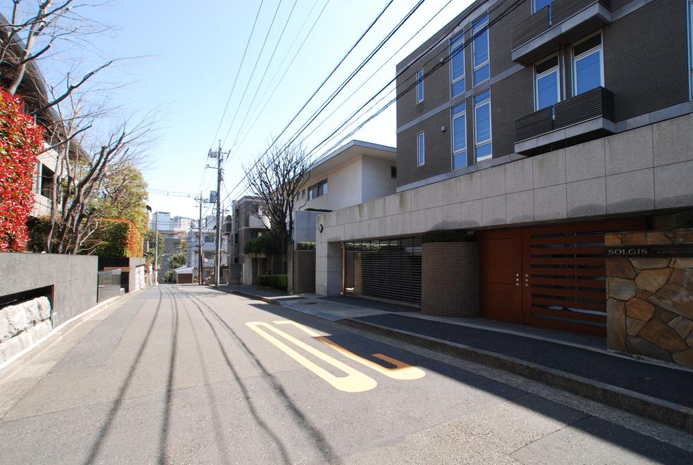 Shinagawa-ku, Tokyo Higashi Gotanda 3
