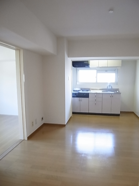 Shinagawa-ku, Tokyo Kamiosaki 3