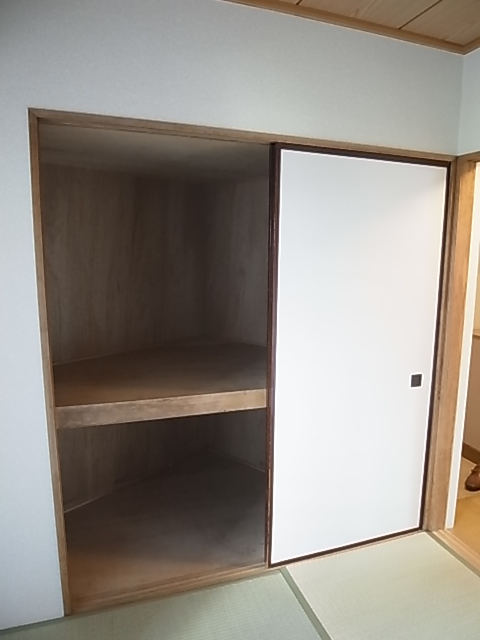 Shinagawa-ku, Tokyo Kamiosaki 3