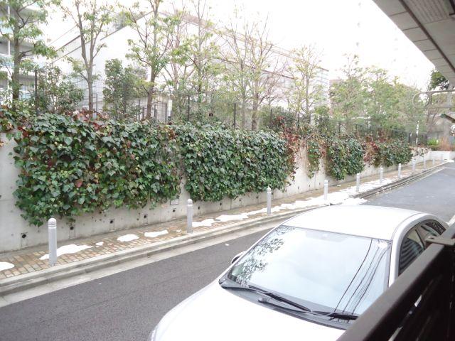 View. Day ventilation is good.