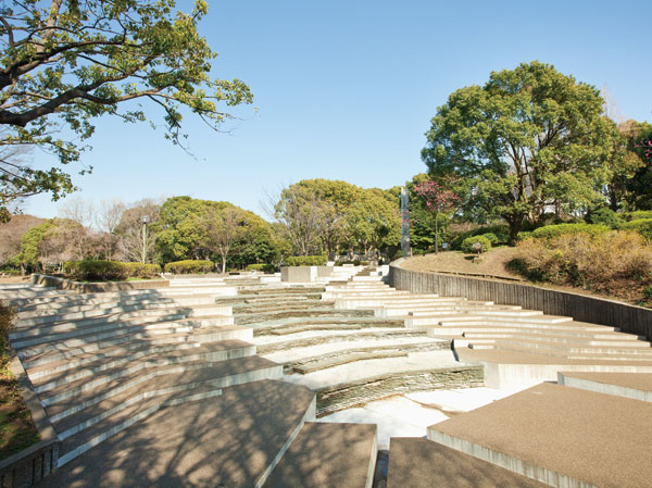 Surrounding environment. Heiwanomorikoen (walk 28 minutes / About 2.2km)