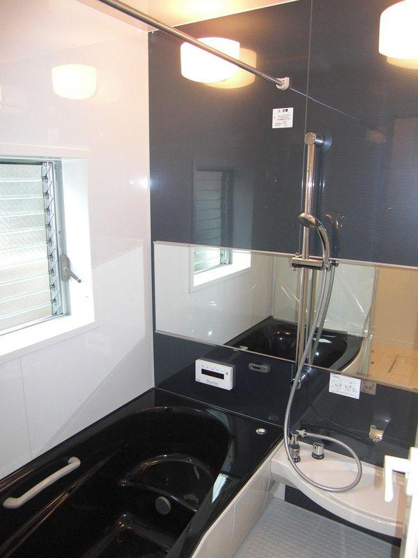 Other building plan example. Bathroom example