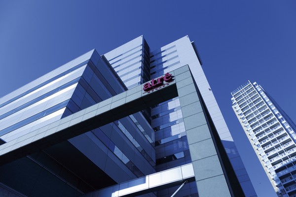 JR "Meguro" 2 minutes Tokyu Meguro Line express use to the station (photo 3-point front of the station)