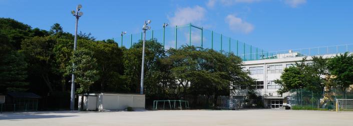 Primary school. Togoshi until elementary school 650m