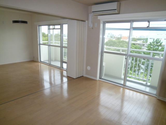 Living. Living is a very bright and airy!