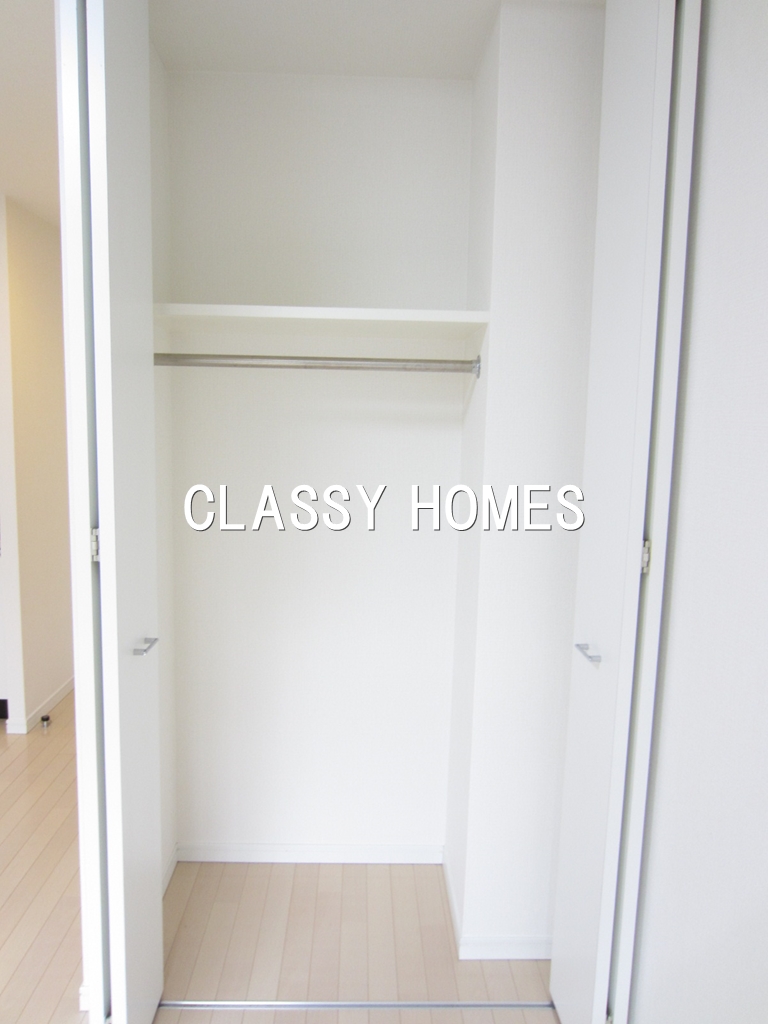 Receipt. 2005 completion RESIDIA Oimachi: Storage Space