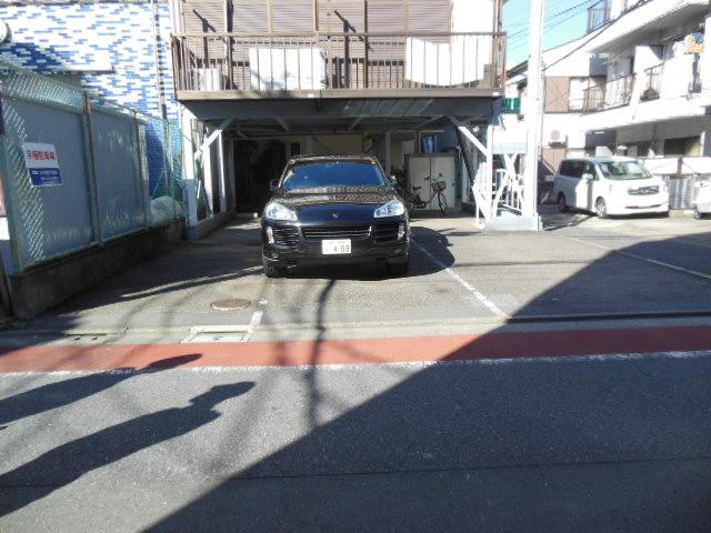 Local land photo. Local (10 May 2013) Shooting