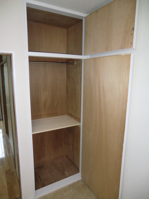 Receipt. There are 0.5 tatami minute.