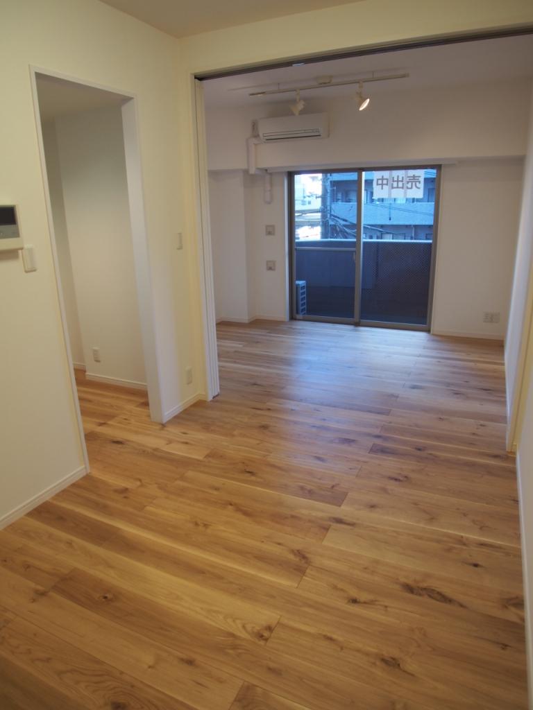 Living. dining ・ Western style room / Flooring Chokawa already (2014 January shooting)