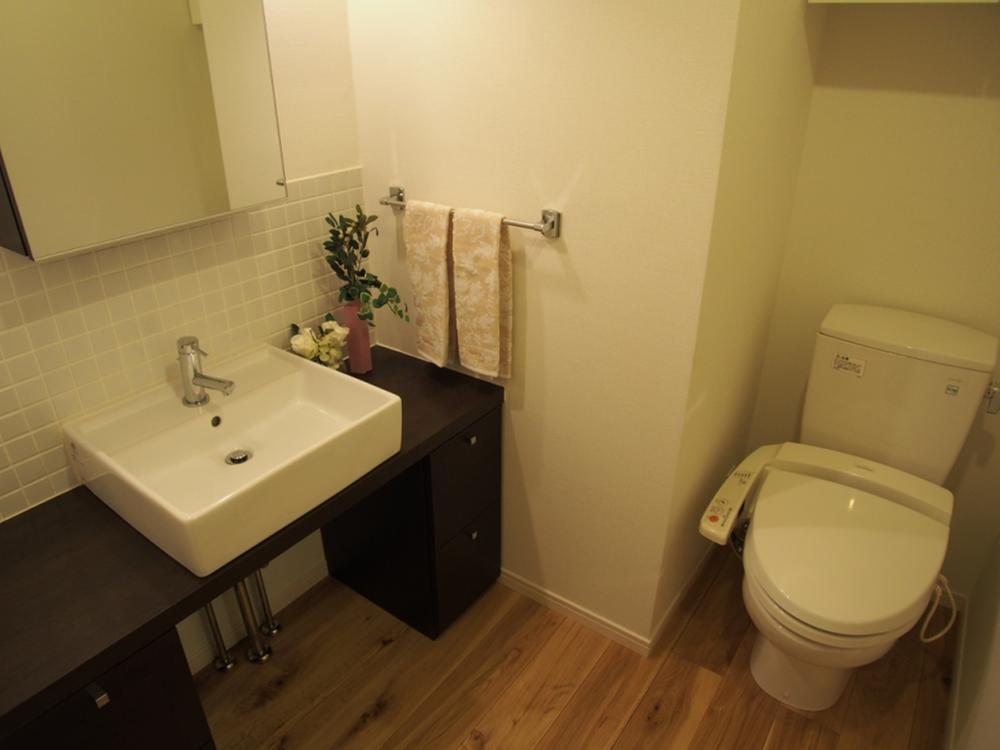 Toilet. toilet / Wash warm function (2014 January shooting)