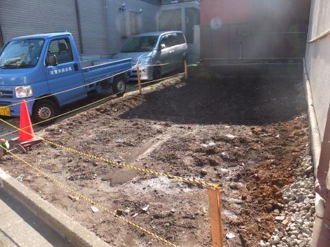 Local appearance photo. Local (12 May 2013) Shooting