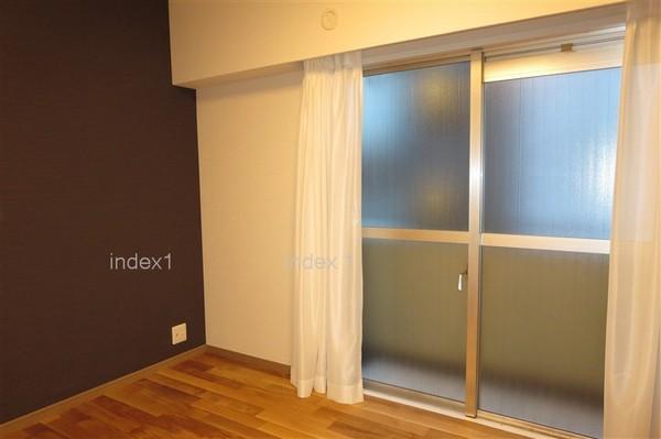 Non-living room. Quiet Western-style entrance Waki