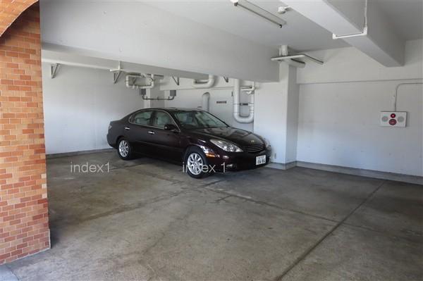 Parking lot. Flat parking (confirmation necessity free)