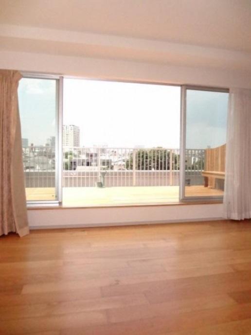 Non-living room. View is also good.