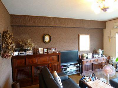 Same specifications photos (living). Living is. There is a sense of quality has become a part tile use.