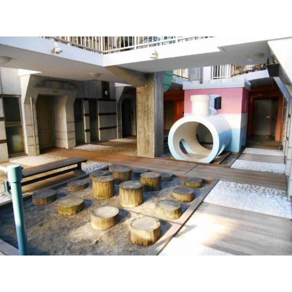 lobby. patio