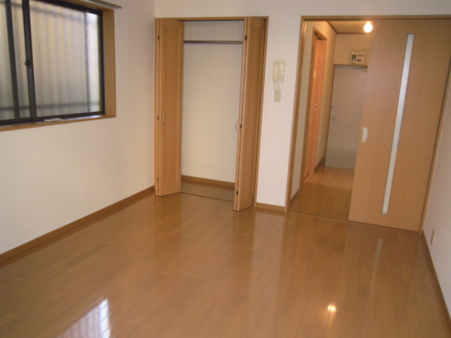 Living and room. Same property reference photograph