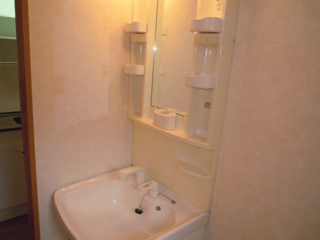 Washroom. Same property reference photograph